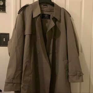 Men's Classic Tan Trench Coat